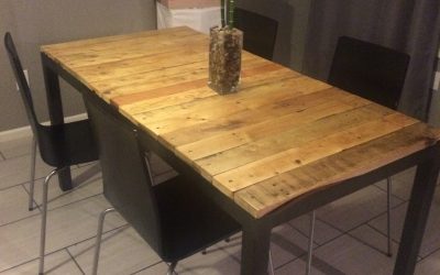Dinning Tabel #1 – Raw Wood on Metal